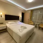 Gold Mina Отель 3*
